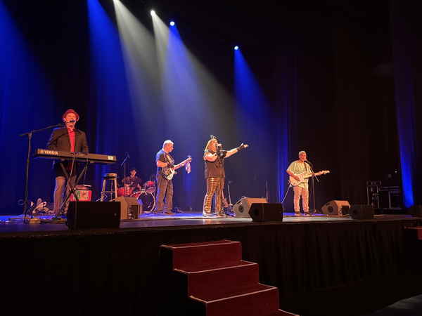 New Jersey cover band for events performing onstage at a corporate event | Altus Entertainment